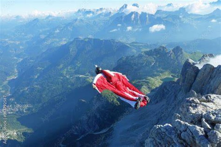 
Is Chris Byrnes Dead? Wingsuit Base Jumper Death News Update – What Happened To Him? 