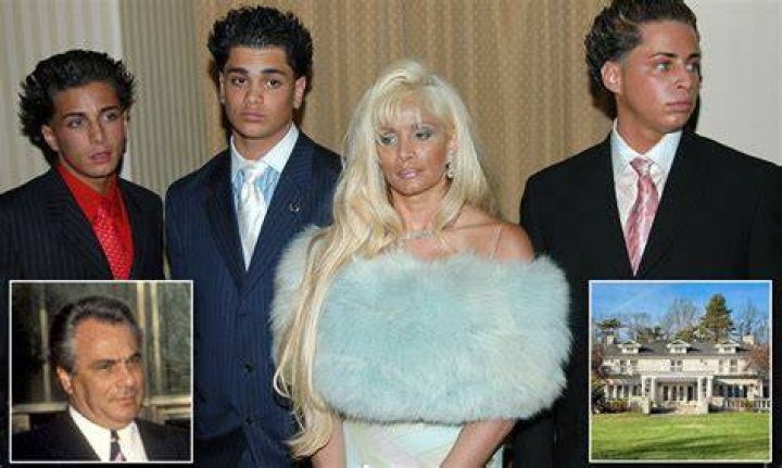 
Who Was John Gotti Wife Victoria DiGiorgio and What Happened To Her? Sammy The Bull Today 